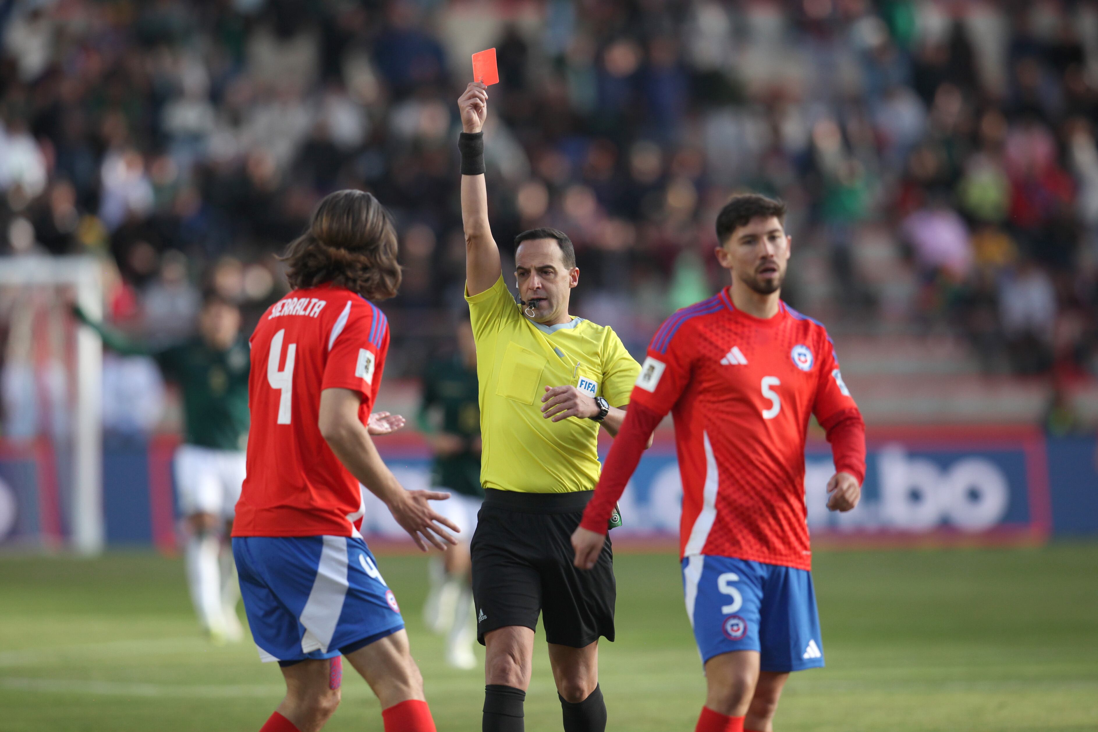 Chile vs Bolivia. EFE/Esteban Biba.