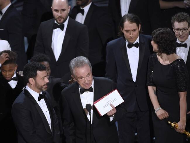 "La La Land" fue anunciada originalmente como la ganadora pero esto fue coregido y "Moonlight" fue la ganadora.. Foto: Associated Press - AP