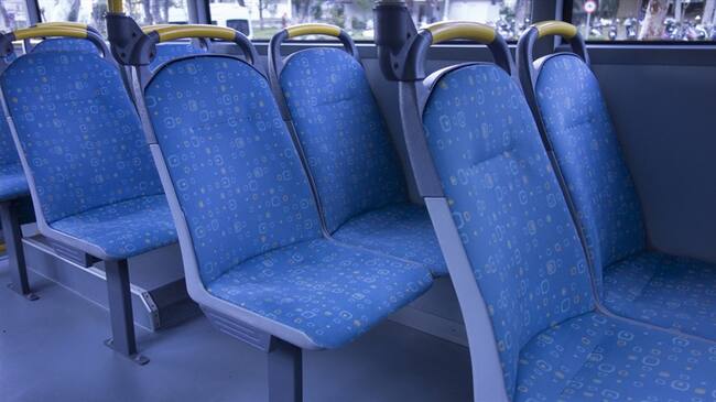 Un conductor de bus puso en riesgo la vida de varios pasajeros al pasarse de copas . Foto: Getty Images/Kypros