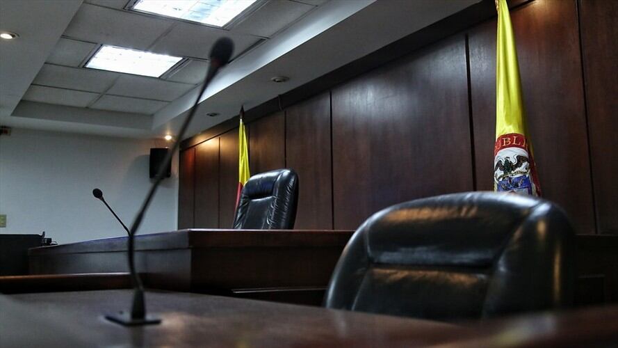 Esteban Ramos y Alejandra González fueron citados a audiencia de imputación de cargos por la compra de unos tiquetes de avión para un miembro del ente acusador. Foto: Colprensa