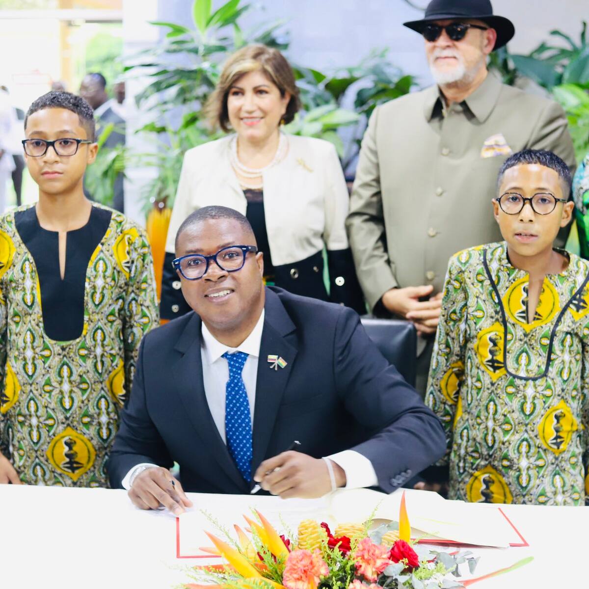 Procuraduría investiga al embajador en Ghana: es acusado de intentar “ahorcar” a su expareja