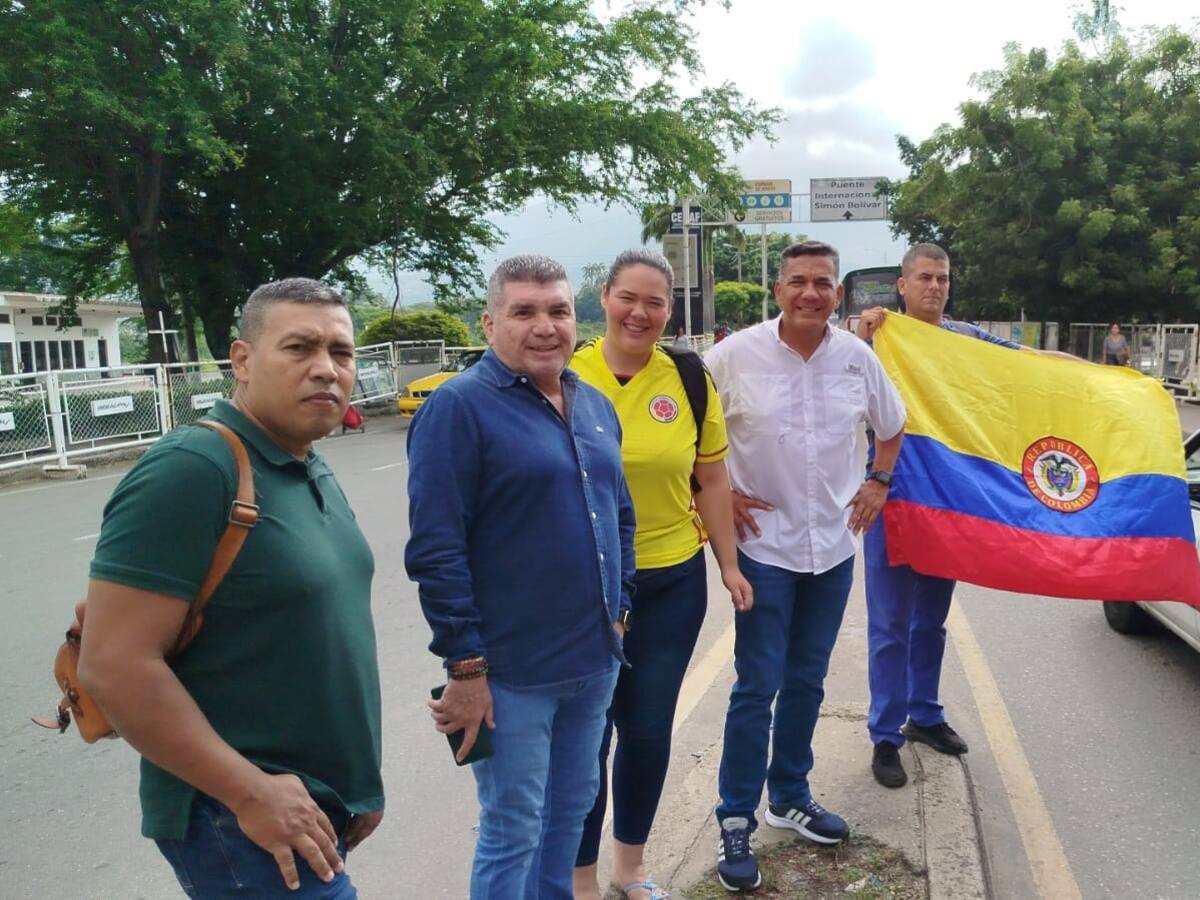 Desde la frontera protestan en apoyo al pueblo venezolano