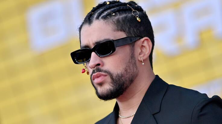 Canciones salieron antes de que ella firmara un acuerdo: abogados de expareja de Bad Bunny