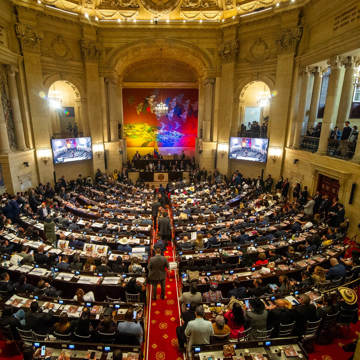 Se levantó otra vez el debate de la reforma tributaria en medio de supuestas “jugaditas”