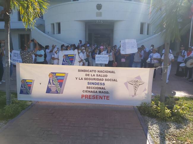 Protesta a las afueras de la Gobernación/ Lisbet Sarmiento