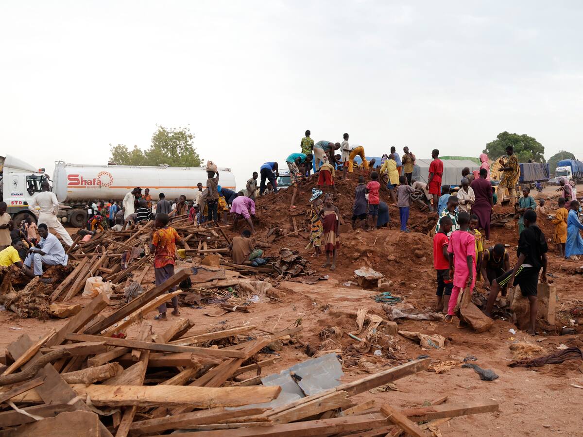 Subió a 160 el número de muertos por las lluvias torrenciales en el oeste de Nigeria