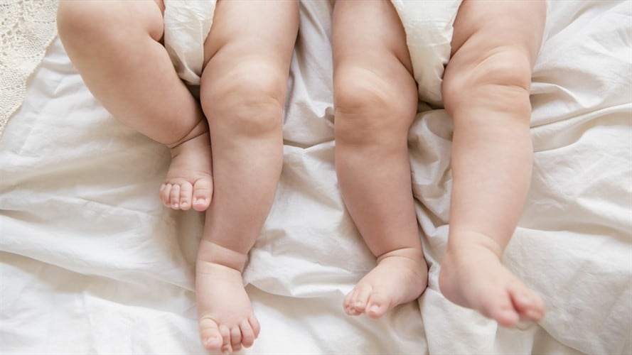 Pareja en India le puso a sus hijos nacidos en cuarentena "Covid" y "Corona" . Foto: Getty Images