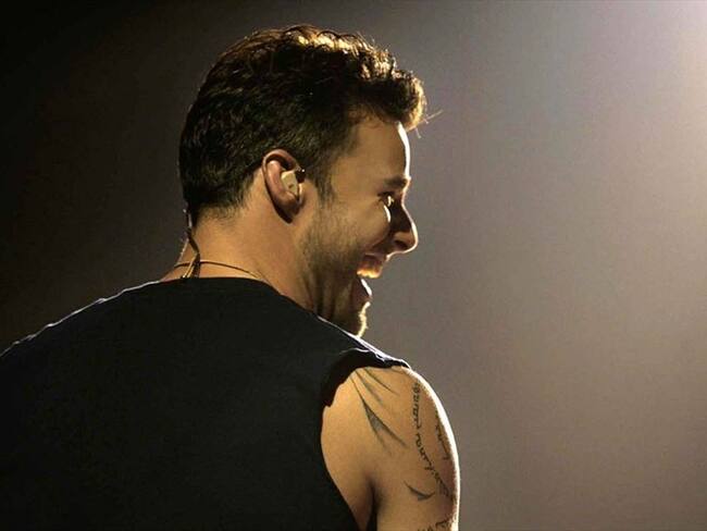 La efusiva reacción de una periodista en entrevista con Ricky Martin