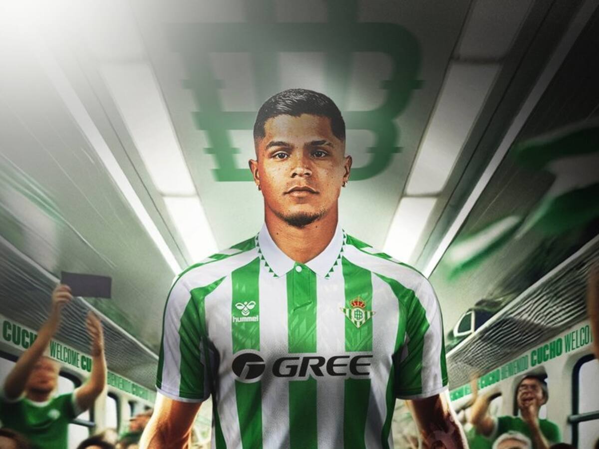 ‘Cucho’ Hernández es oficializado como nuevo fichaje del Real Betis, de España