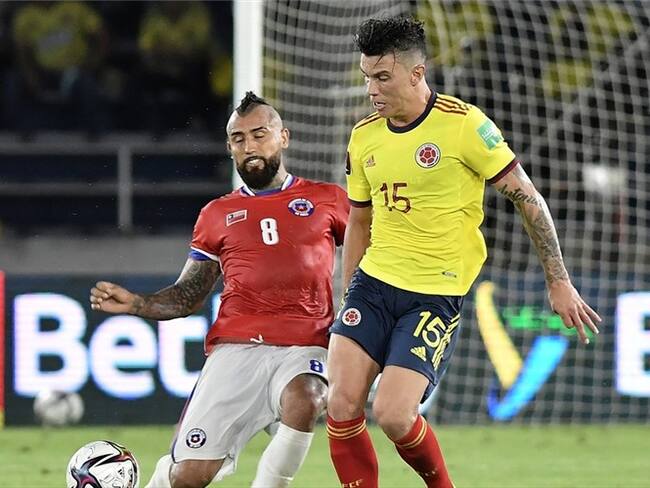 Futbolistas Arturo Vidal y Matheus Uribe. Foto: Gabriel Aponte/Getty Images