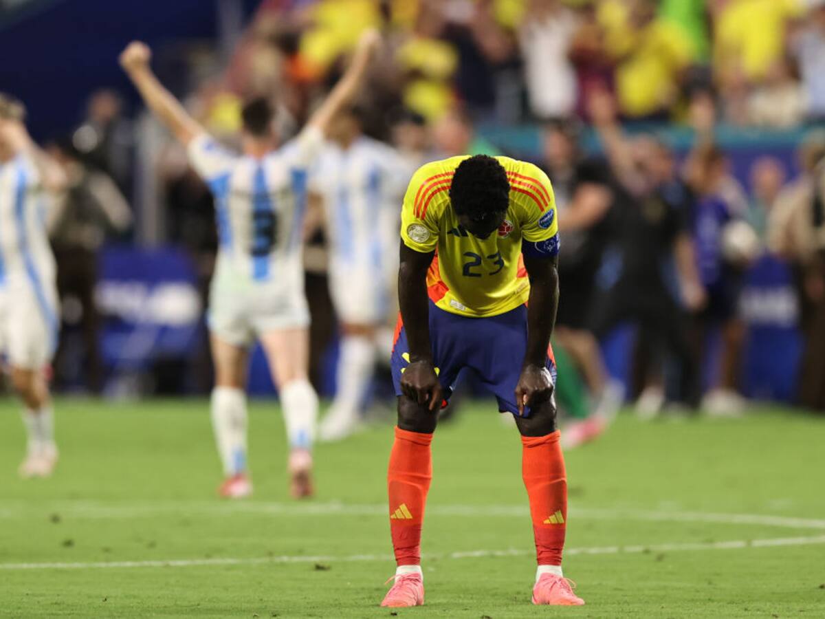 “Duele mucho, queríamos darle una alegría al país”: Dávinson Sánchez