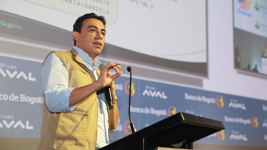 Así lo anunció el registrado nacional, Alexander Vega, en el marco de la Convención Bancaria que se realiza en Cartagena.. Foto: Twitter: @Registraduria