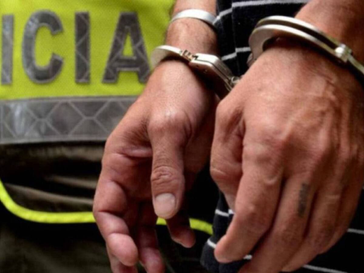 Capturan a policía por abandonar su servicio en Manizales, además, es señalado de otros delitos