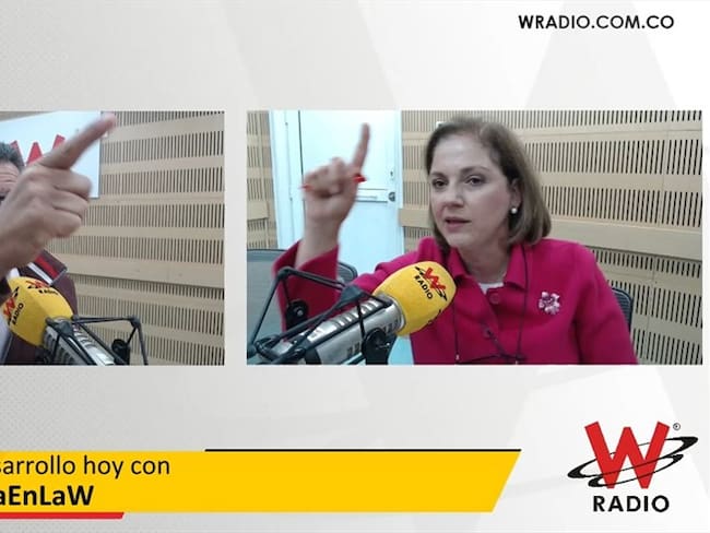 María del Rosario Guerra y Luis Velasco debaten en La W . Foto: La WCon Vicky Dávila