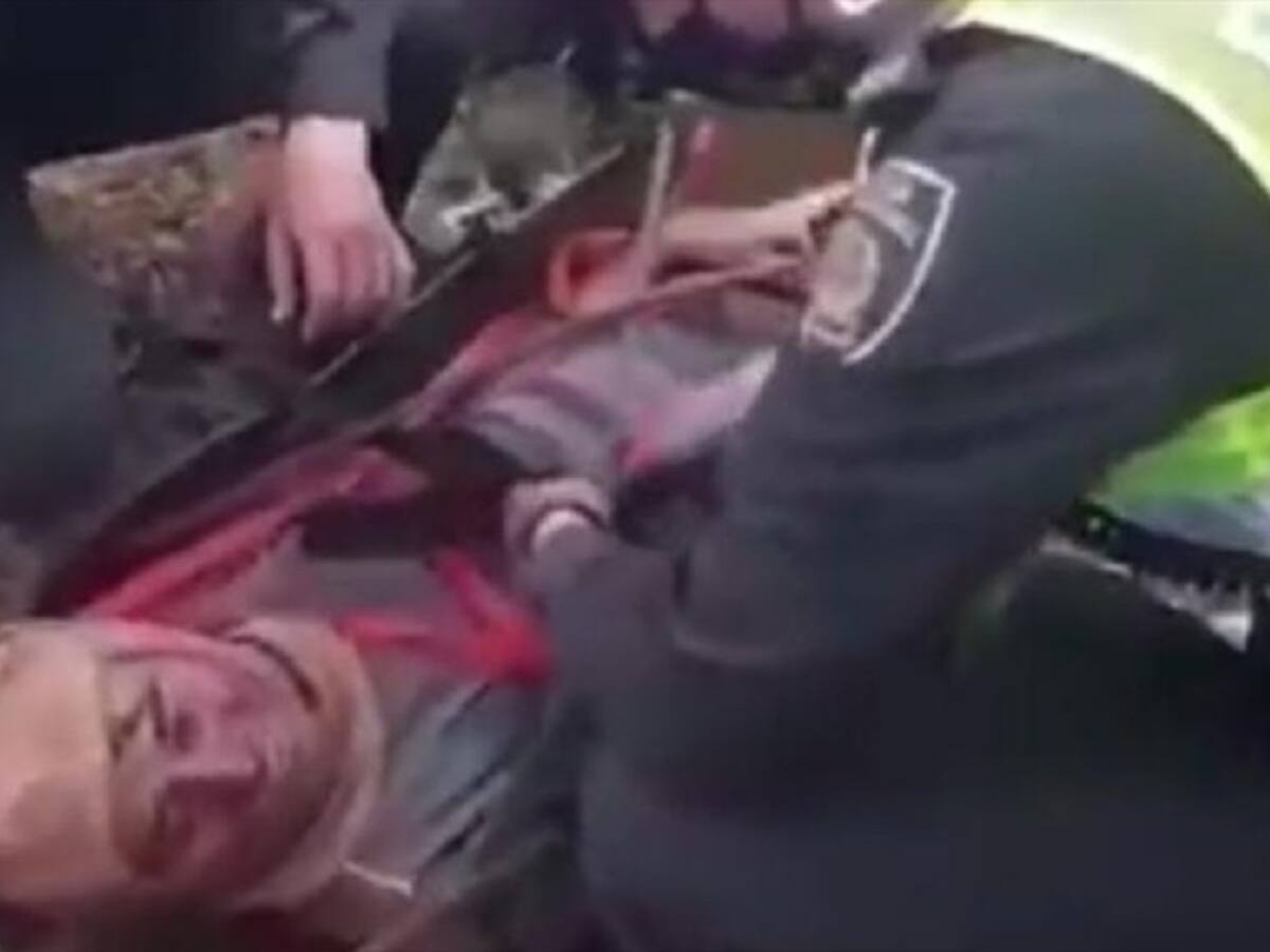 Hombre cae a un abismo de más de 200 metros y sobrevive