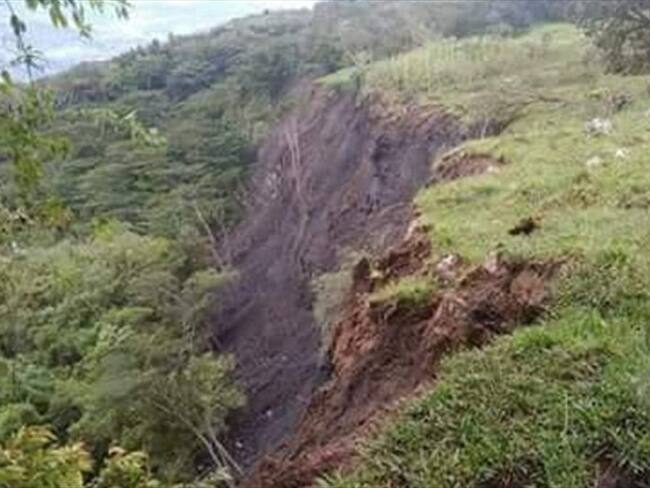 UPTC descarta que remoción en masa por ahora afecte casco urbano de San Eduardo, Boyacá . Foto: La Wcon Julio Sánchez Cristo