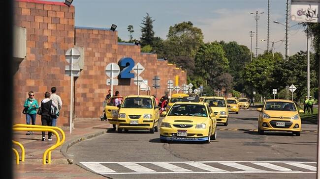 Se sigue dilatando proyecto de taxis inteligentes en Bogotá. Foto: Colprensa