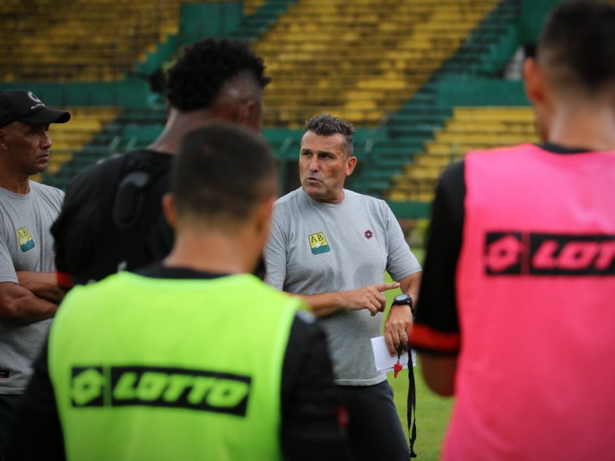 La idea es ser protagonistas: Raúl Agustín Armando, técnico de Atlético Bucaramanga
