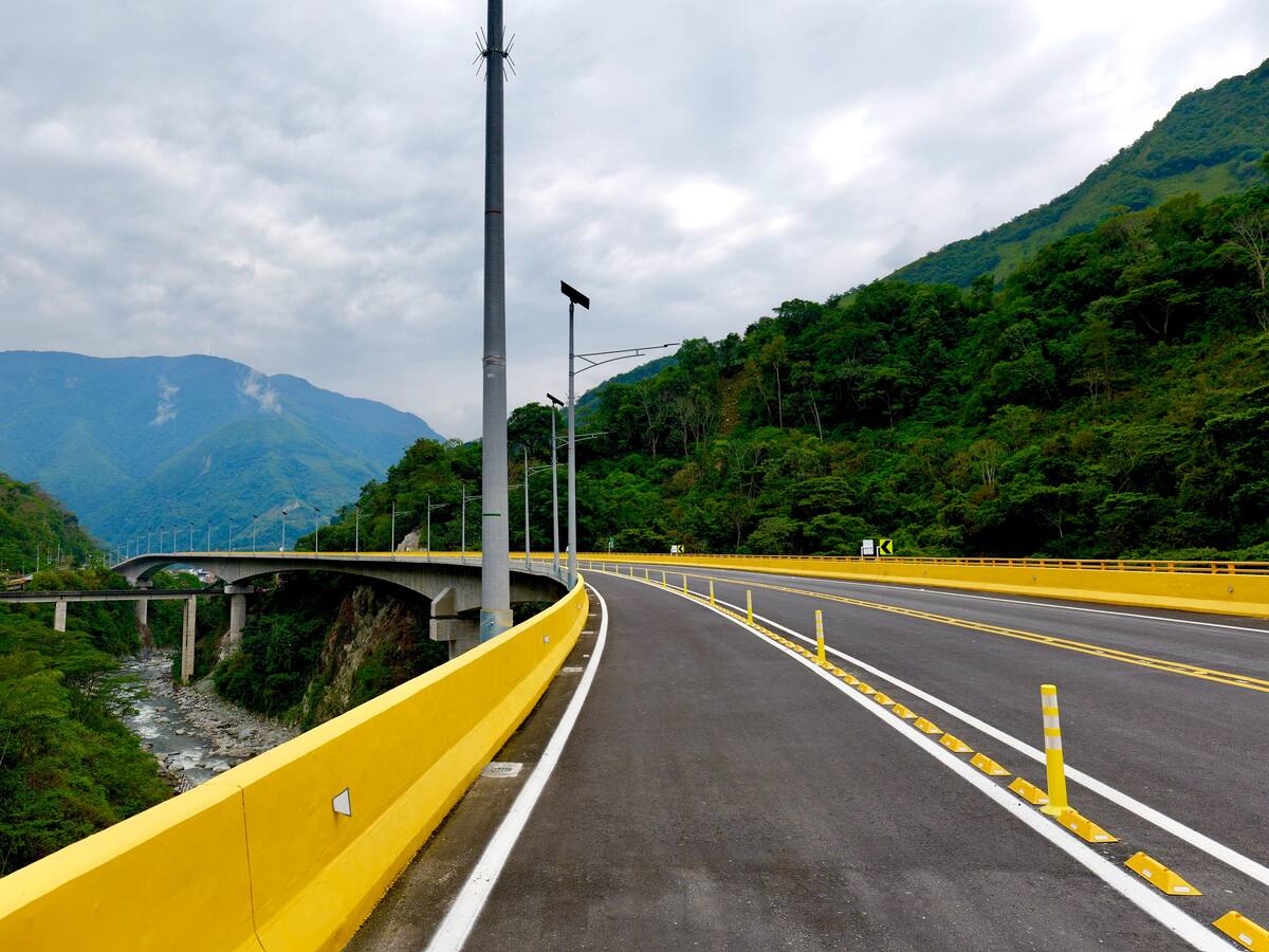 El Invías inauguró el viaducto del kilómetro 58 en la vía Bogotá – Villavicencio