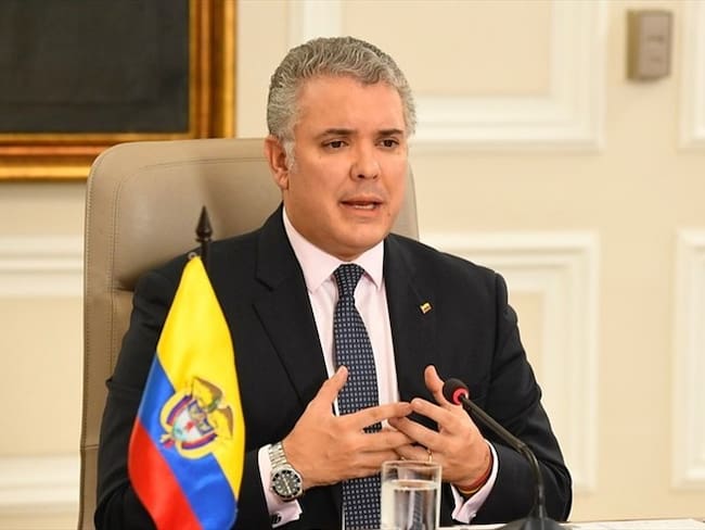 Duque dice que hablar de la libertad de Uribe es ejercer su derecho a la expresión