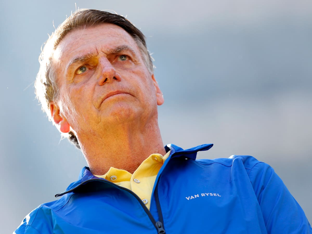 Jair Bolsonaro sufre “heridas leves” tras una caída en su celda