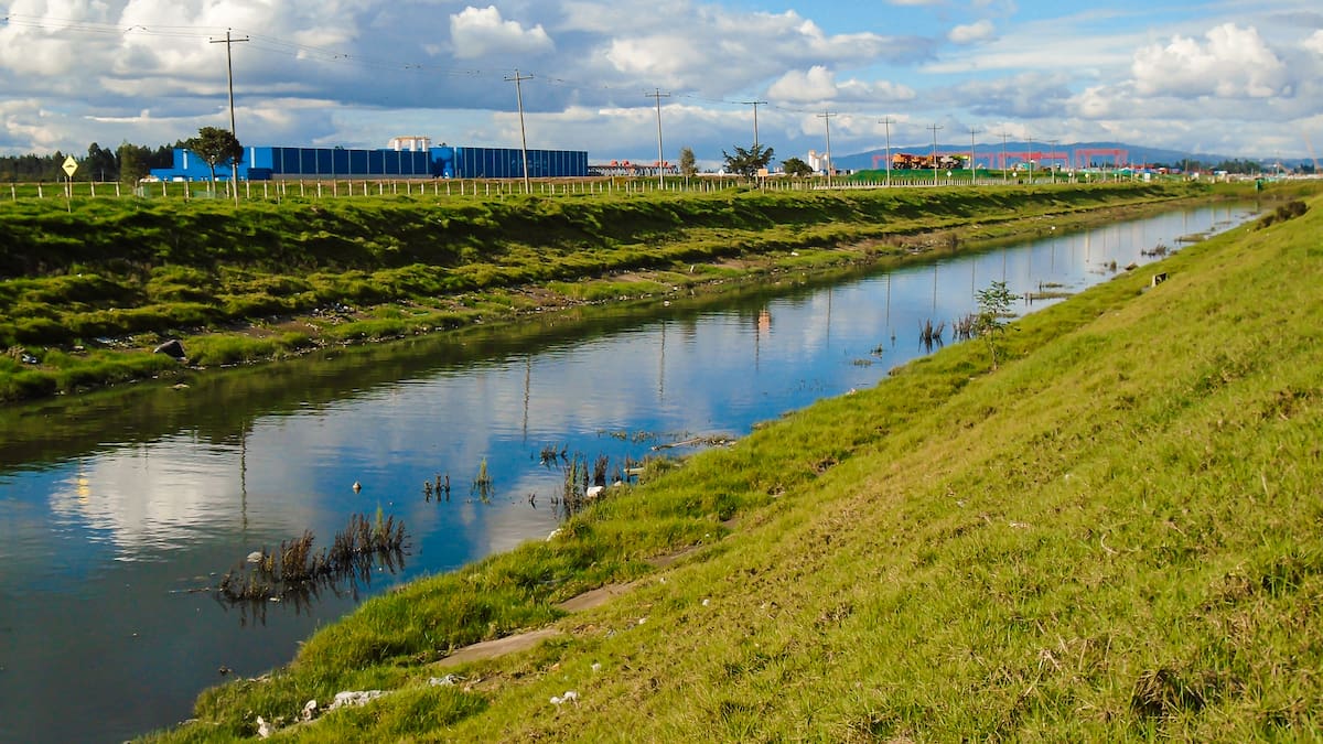 CAR declaró alerta amarilla en la parte baja del río Bogotá por incremento de sus caudales
