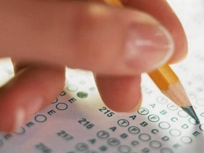 Unos 186.000 estudiantes universitarios debían presentar la prueba Saber Pro. Foto: Difusión