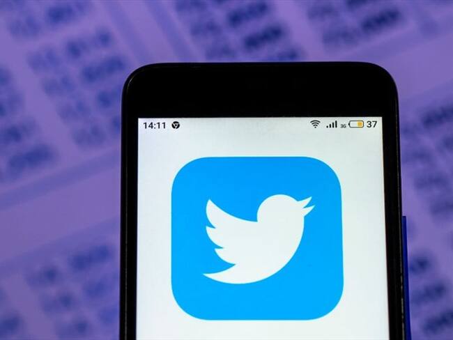 Hassan Nassar explicó que la Presidencia de la República hizo el monitoreo para conocer la reacción de la opinión pública sobre la información que comparte el Gobierno. Foto: Getty Images / IGOR GOLOVNIOV