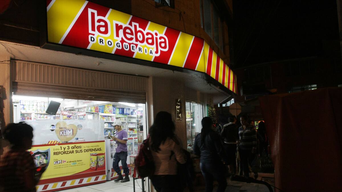 En el Congreso advierten que la SAE sería incapaz de administrar Drogas La Rebaja