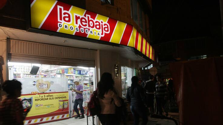 En el Congreso advierten que la SAE sería incapaz de administrar Drogas La Rebaja