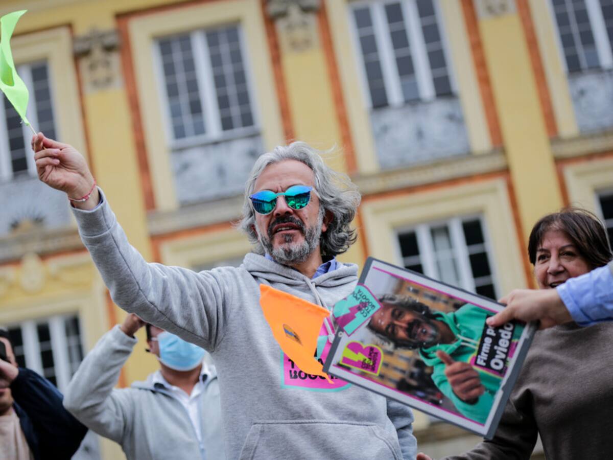 Invito a quienes dicen que es un “safari” a que lean: Oviedo sobre su vida en Bosa