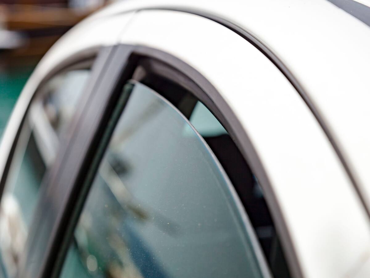 Carros oficiales armaron trancón en carrera Séptima de Bogotá: responden los dueños