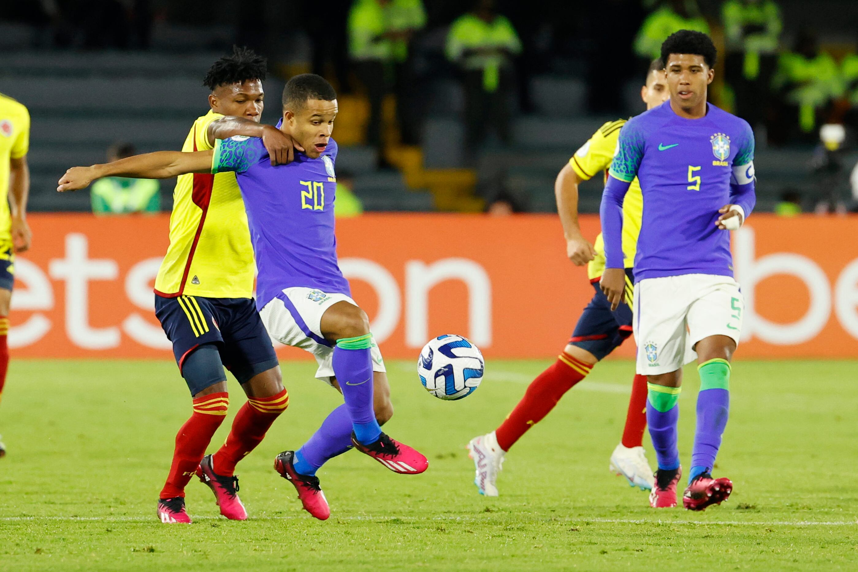 Campeonato Sudamericano Sub'20 entre las selecciones de Colombia y Brasil en el estadio El Campín en Bogotá (Colombia). EFE/ Mauricio Dueñas Castañeda