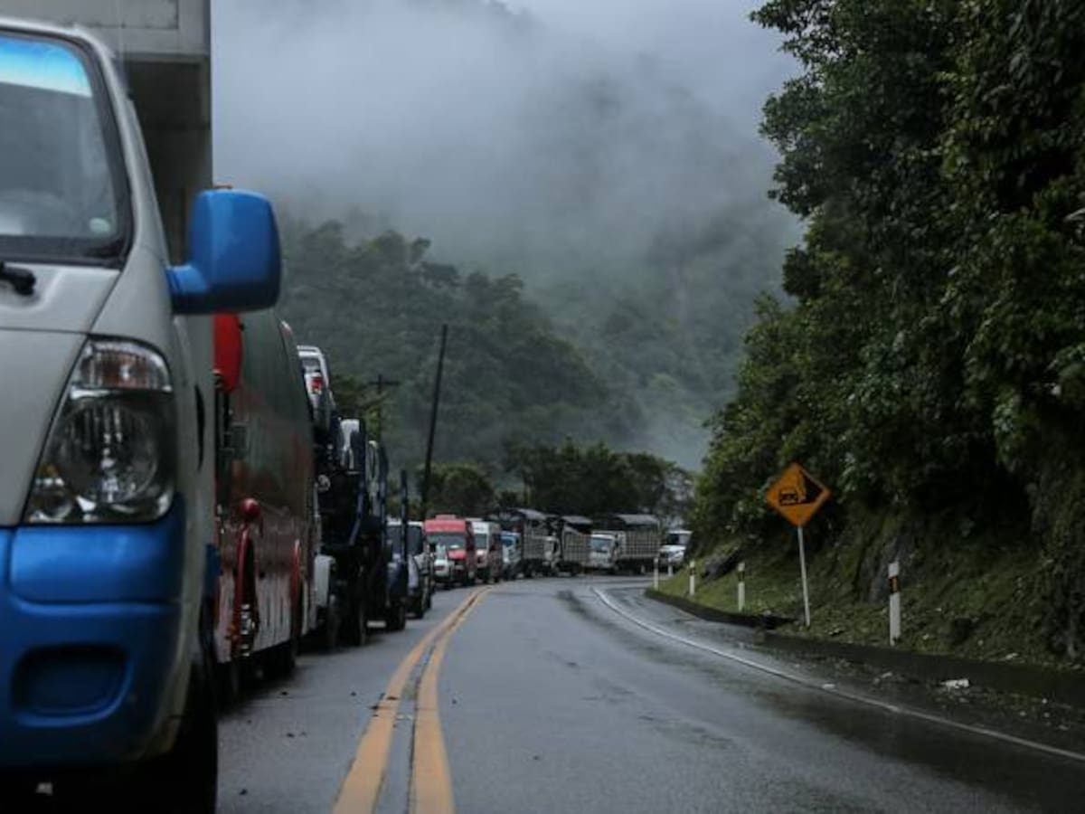 Anuncian cierre total en una parte de la vía Bogotá – Villavicencio