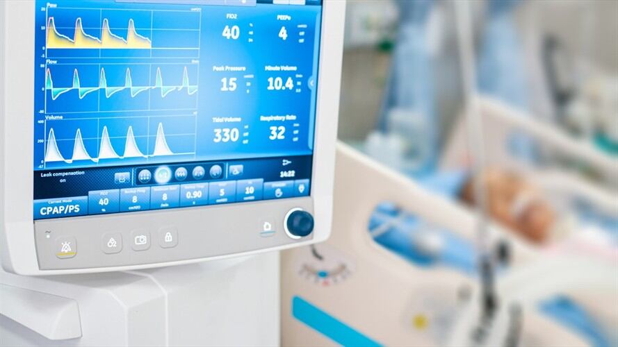 La Gobernación de Cundinamarca puso a disposición del Distrito las camas de la UCI del hospital La Samaritana y de la clínica Santa Laura. Foto: Getty Images