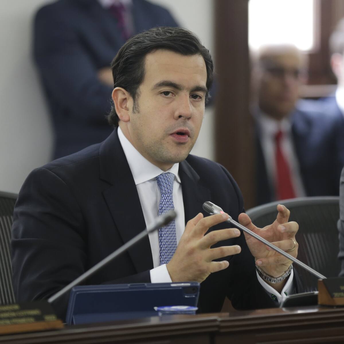 Rodrigo Lara oficializó su ingreso al Nuevo Liberalismo