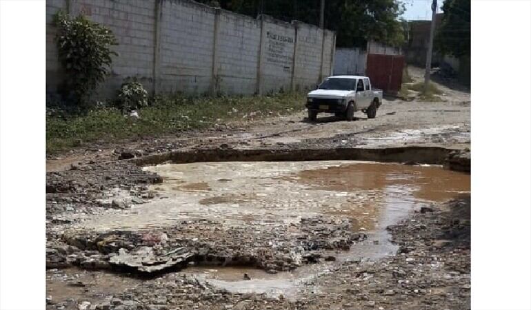 El daño se registró en el barrio 20 de Julio, sur de Cartagena. Foto: Cortesía Aguas de Cartagena.