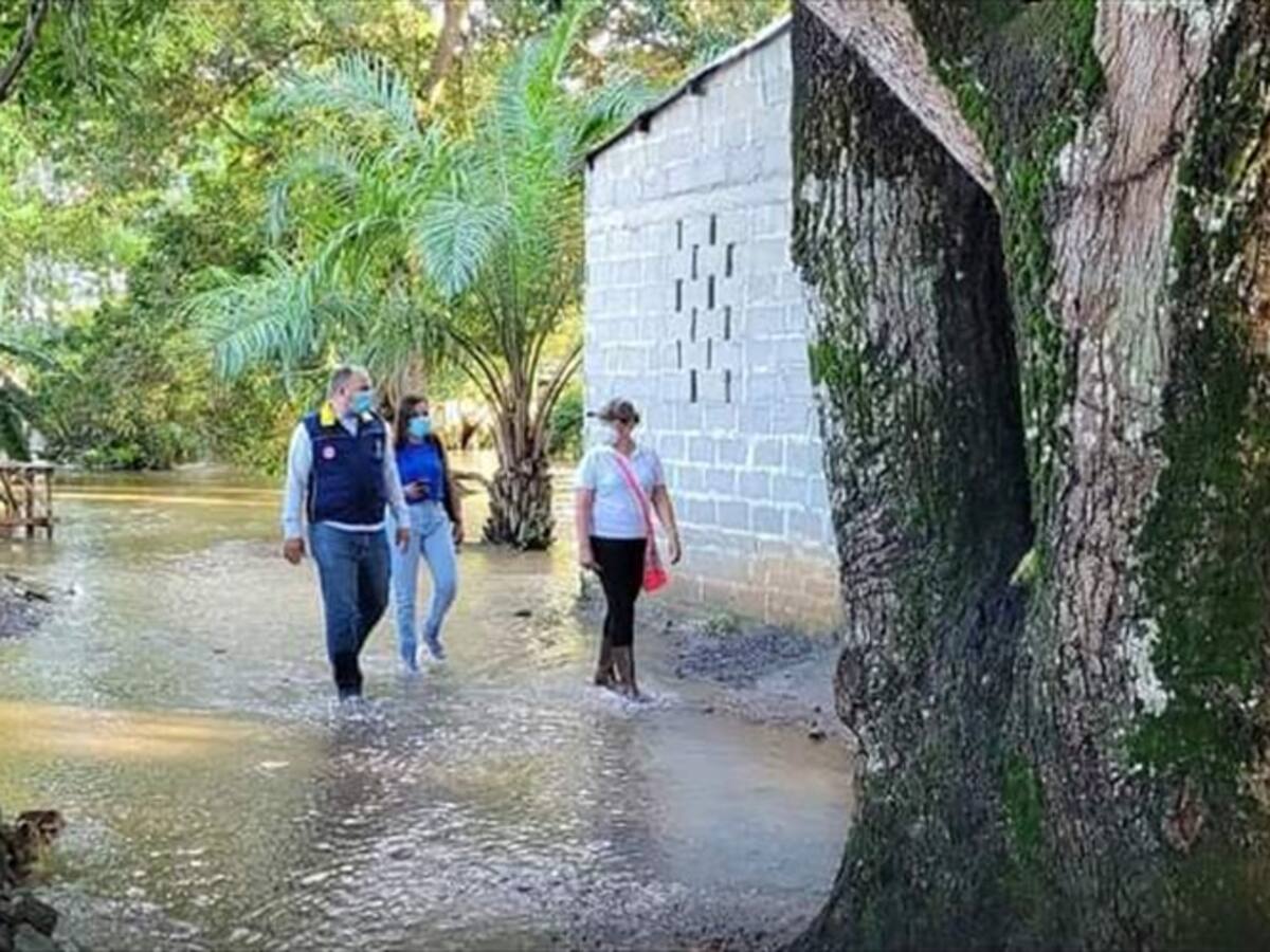 Fuertes lluvias dejan 16 barrios inundados en Montelíbano, Córdoba