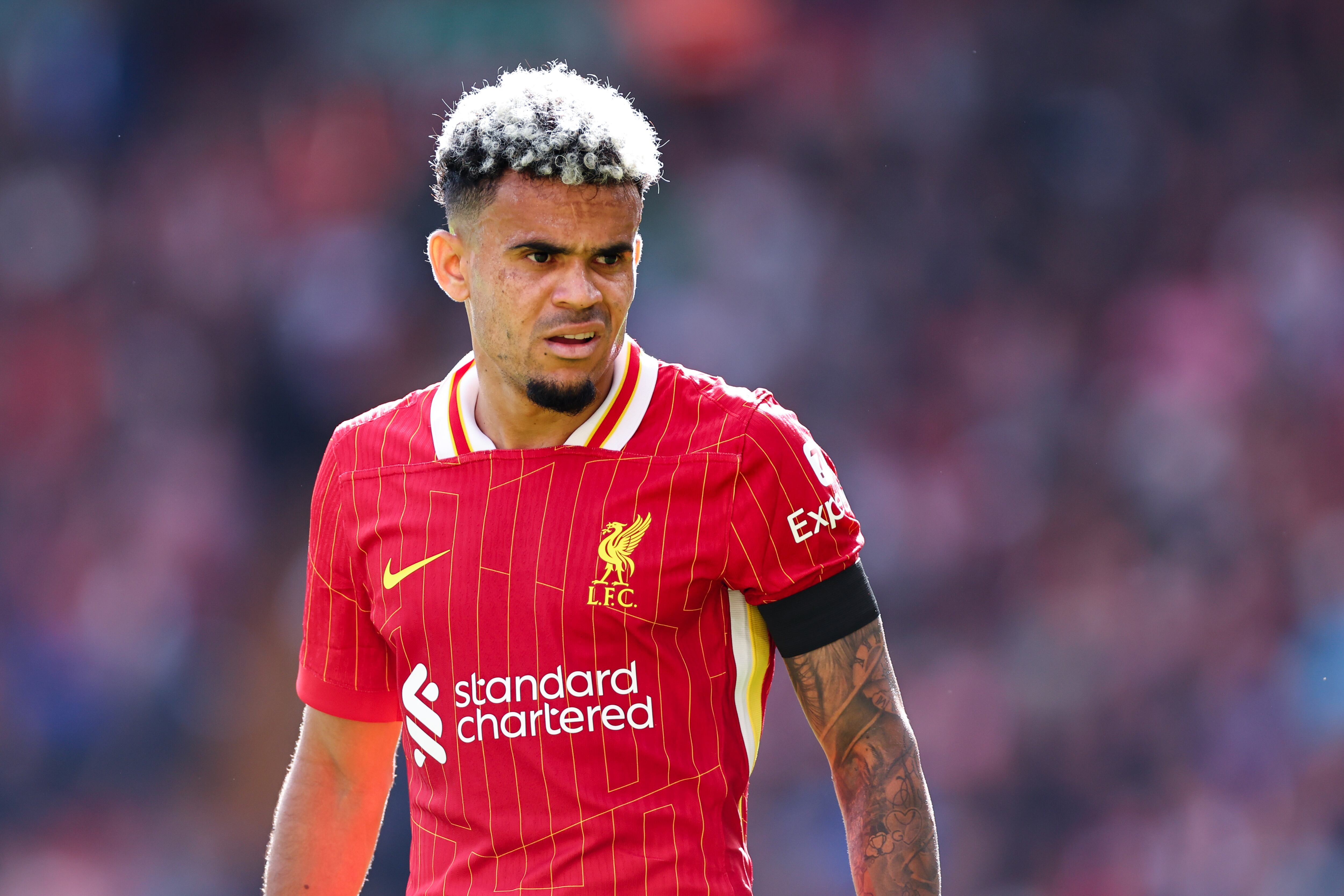 Luis Díaz con Liverpool en un partido de la Premier League. (Photo by Robbie Jay Barratt - AMA/Getty Images)