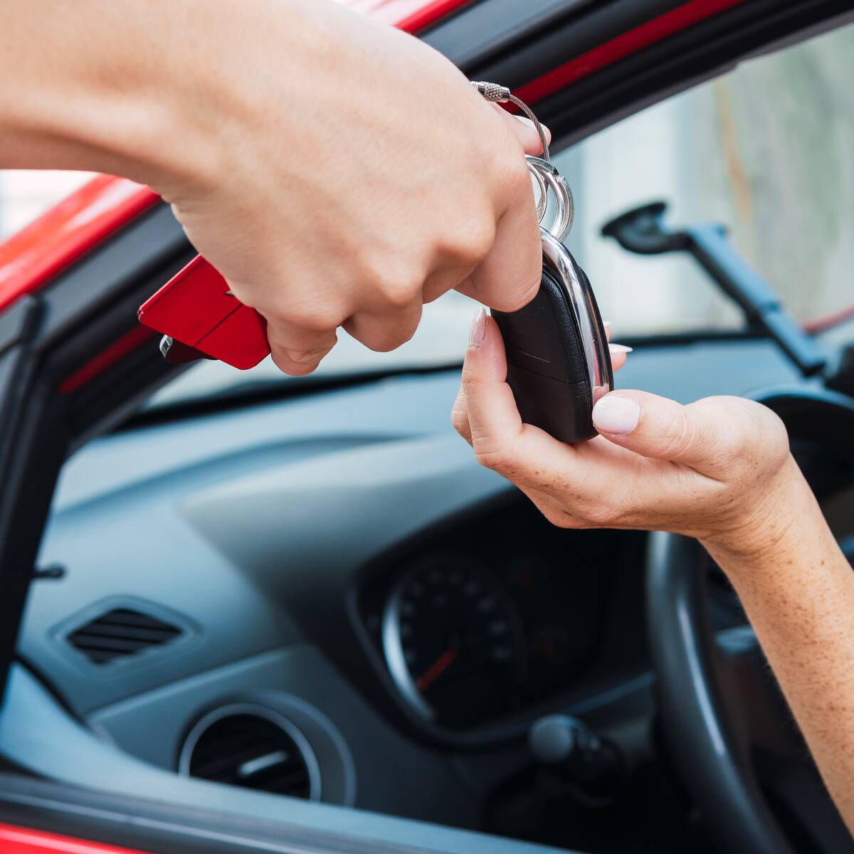 Carros baratos en Colombia: estas son las marcas que han bajado de precio este 2023
