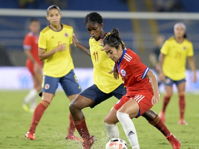 Linda Caicedo con la Selección Colombia ante Chile. Foto: Federación Colombiana de Fútbol