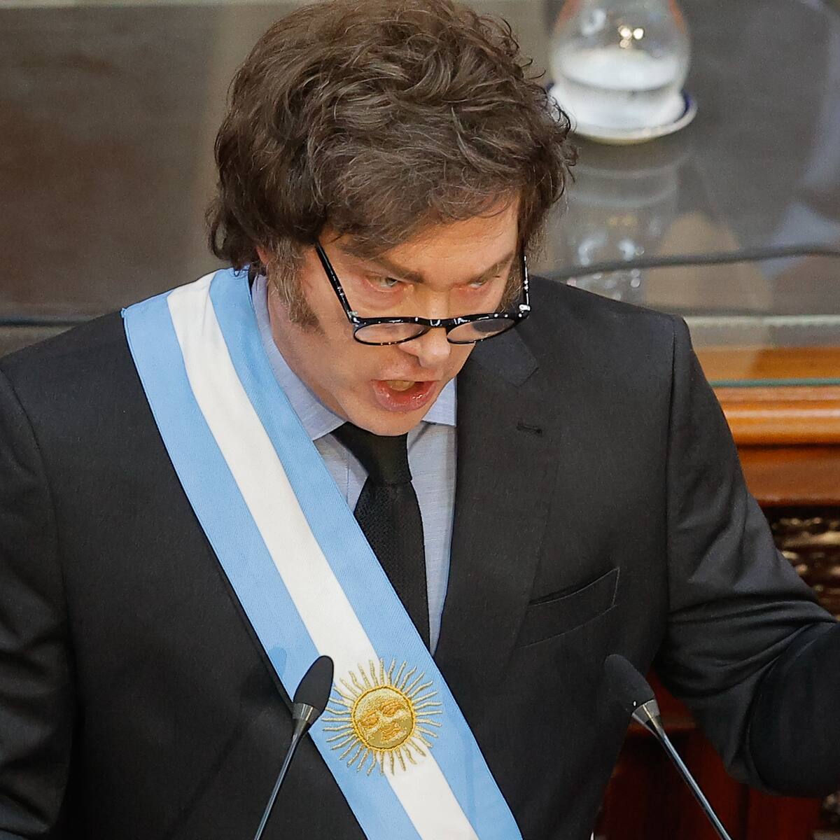 Milei difundió mensajes ofensivos contra su vicepresidenta en medio de dura tensión interna