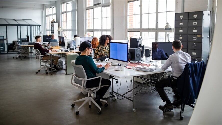 El SENA tiene vacantes de empleo en diferentes zonas del país. Foto: Getty Images