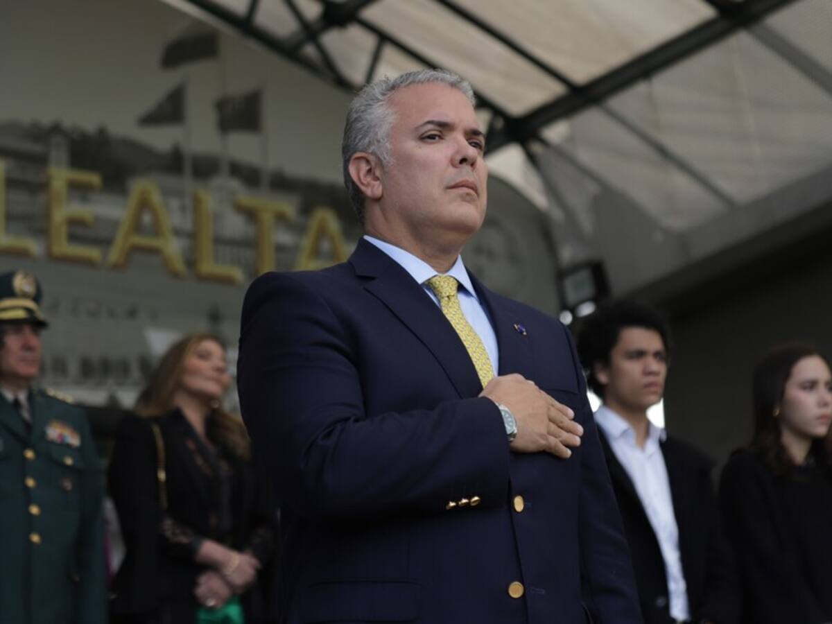 Duque deja amarrado billonario contrato de medicamentos a los Char y a dos empresas