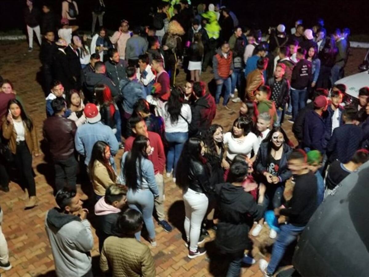 Policía encontró 200 menores de edad en una chiquiteca a las afueras de Tunja