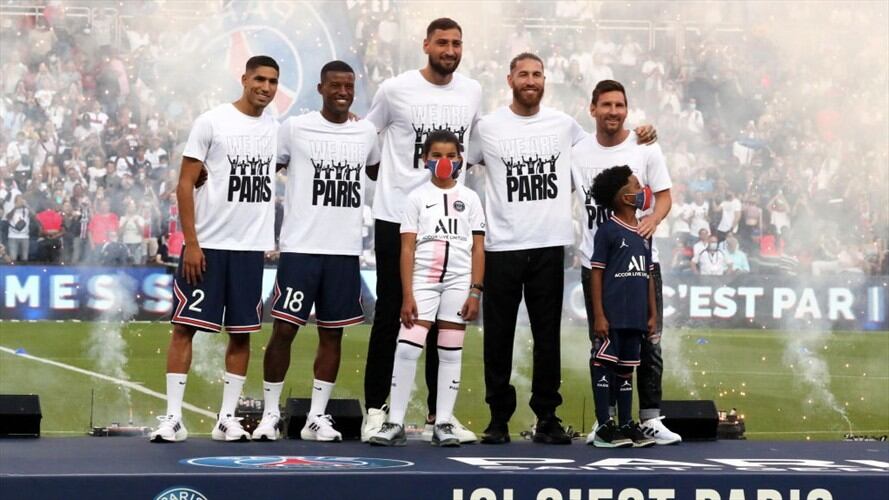 Presentación de los nuevos refuerzos del París Saint Germain. Foto: Getty Images