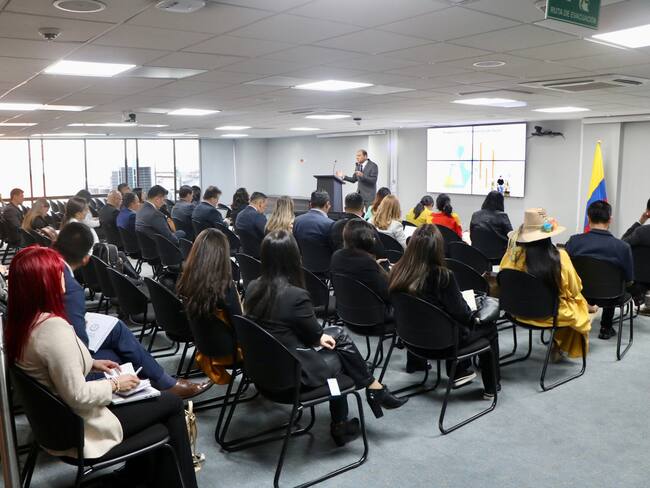 ¿Hubo plagio? Las críticas a la presentación de MinSalud sobre la reforma