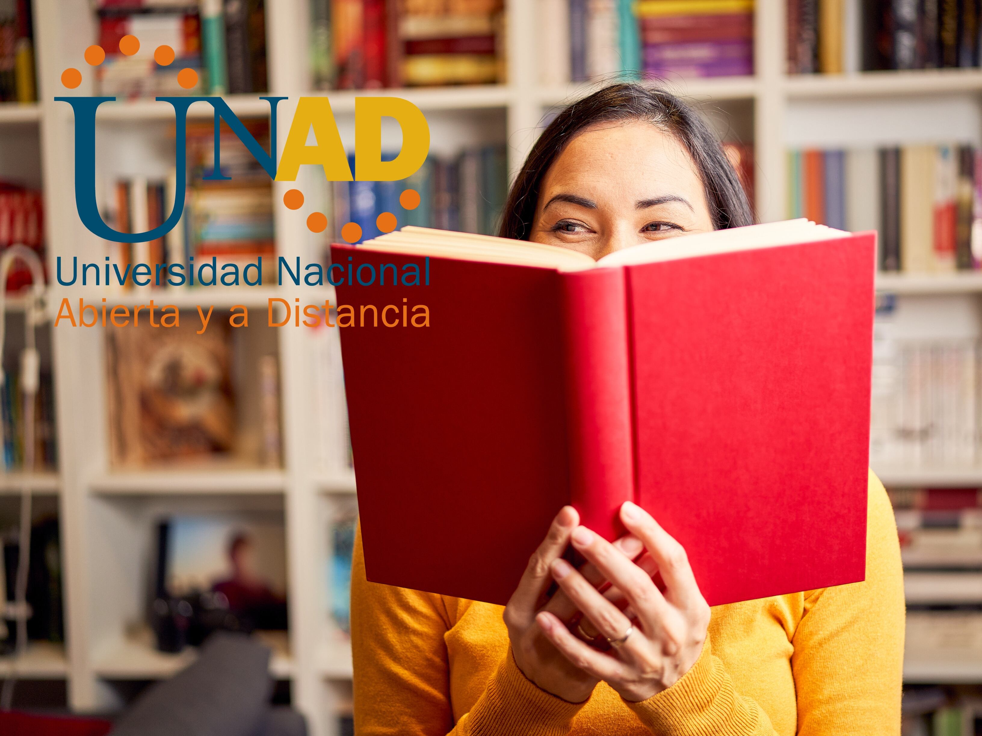 Logo de UNAD y estudiante. Imagen de getty images.