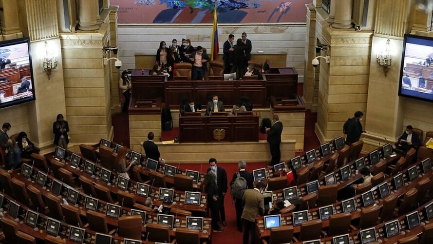 Varios senadores del Centro Democrático pidieron el archivo del proyecto de ley que prohíbe el glifosato. Foto: Colprensa