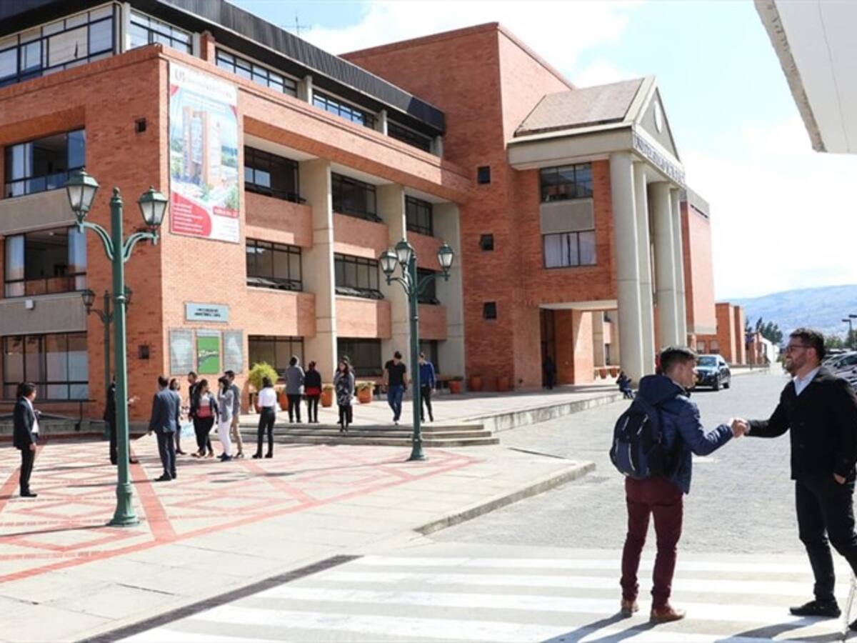 "No fueron despidos, sino terminación de contratos": Uniboyacá